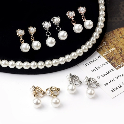 Orecchini Pendenti Eleganti Da Donna Con Perla Artificial Sintetica Bianca Strass Lega Fiore E Perno In Argento