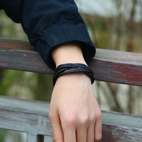 Echtes Rindsleder PU Wachsseil Mehrlagiges Geflochtenes Armband Retro Punk Verstellbarer Handschmuck Für Herren Damen