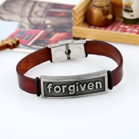 Vintage Braun Rindsleder Armband Für Herren Damen Metallplatte Forgiven Schriftzug Edelstahl Schnalle Punk Biker Schmuck