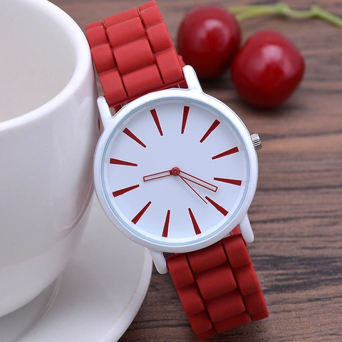 Classic Ultra Thin Silicone Strap Zinc Alloy Case Geneva Jelly Quartz Student Watch Minimalist Analog Fashion Wristwatch