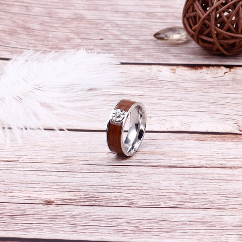 Anello Uomo Acciaio Inossidabile Intarsio Grana Legno Zircone Rotondo Stile Industriale Vintage Gioielli