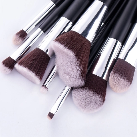 Brochas De Maquillaje Profesionales Con Mango De Madera Y Bolsa De Almacenamiento De PU Acolchada Para Base Sombra De Ojos Polvo