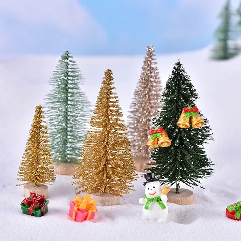 Mini Christmas Tree Plastic Sisal Wood Base Snow Covered Frosted Colorful Micro Landscape Desktop Home Decoration DIY