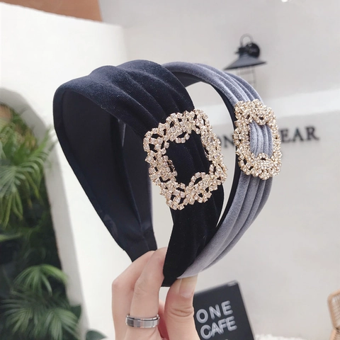 Wide Headband Ruched Velvet With Rectangular Rhinestone Buckle Padded Retro Elegant Hair Accessories For Women
