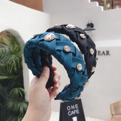 Elegant Braided Wide Headband For Women With Large Rhinestones Satin Fabric Pleated Vintage Hair Accessories