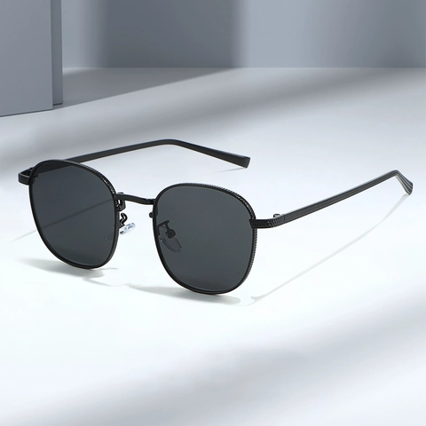 Sunglasses Metal Frame UV400 Protection Retro Rectangle Fashion Vintage Shades For Men And Women