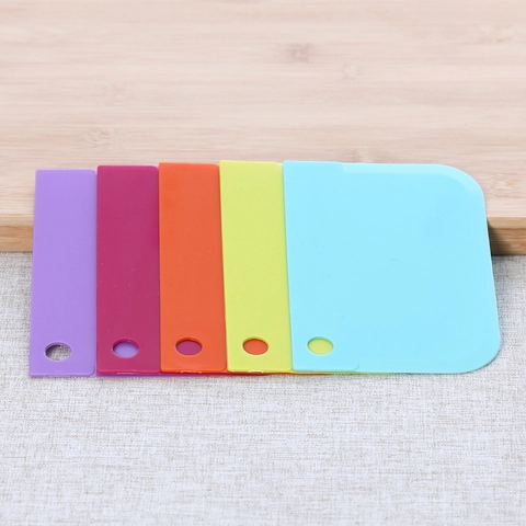Raschietto Per Torte In Plastica Spatola Per Crema Bordo Seghettato Strumenti Decorazione Tagliapasta Trapezio Triangolo Semicerchio Multicolore