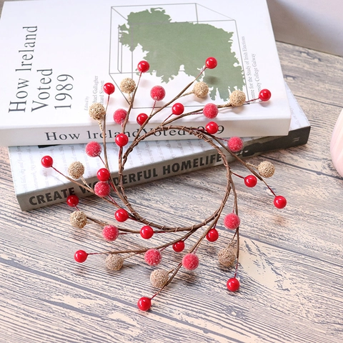 Christmas Berry Wreath Glass Beads Artificial Candle Ring Red Gold Festival Table Decor Handmade Flexible Wire