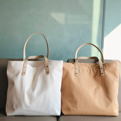 Large Capacity Canvas Tote Bag With PU Leather Handles And Metal Rivets Vintage Aesthetic Commuter Shoulder Handbag
