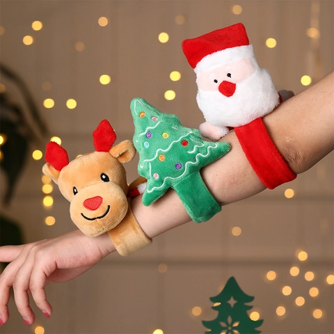 Christmas Slap Bracelet Soft Plush Wristband Cartoon Santa Claus Reindeer Tree Festive Party Decorative Toy Gift