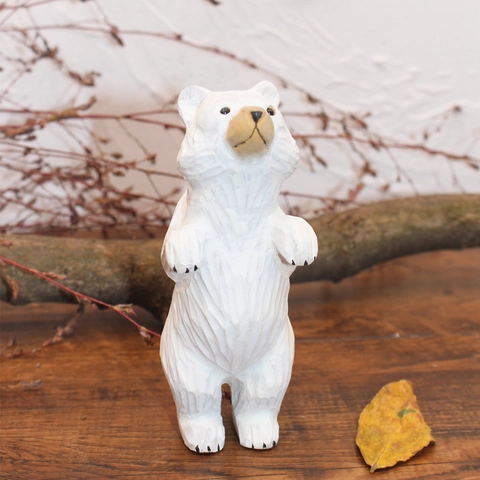 Hand Carved Bear Figurine Wooden Animal Statue Desktop Decorative Ornament Nordic Style Hand Painted Miniature