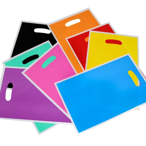 Plastic Gift Bags Pearlescent Solid Color Die Cut Handle Glossy For Birthday Party Wedding Candy Treats Packaging