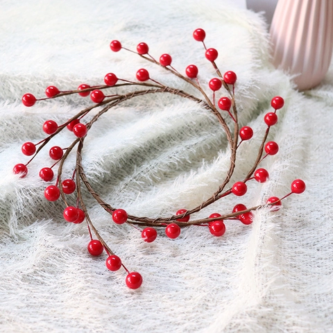 Artificial Red Berry Wreath PE Foam Plastic Iron Wire Handcrafted For Christmas Wedding Home Table Decoration Rustic Style