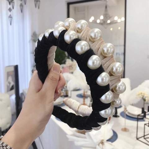 Elegant Velvet Padded Headband With Large Faux Artificial Pearls Vintage Handmade Hair Hoop For Women Fashion Accessory