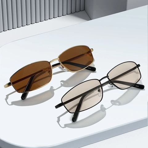 Retro Small Square Sunglasses Vintage Metal Frame UV400 Protection Trendy Eyewear For Men Women