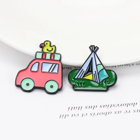 Cartoon Emaille Brosche Pin Kaktus Berg Auto Und Zelt Tropföl Legierung Abzeichen Schmuck Zubehör Für Rucksack Kleidung Damen Herren Geschenk