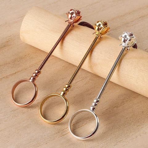 Rose Flower Cigarette Holder Ring Brass Adjustable Smoking Clip Hands Free For Gaming Office Women Men Elegant Metal Accessory