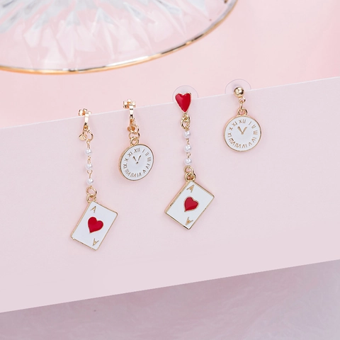 Asymmetrische Ohrringe Legierung Kunstperle Emaille Pokerkarte As Uhr Anhänger Alice Thema Süßer Stil Damen