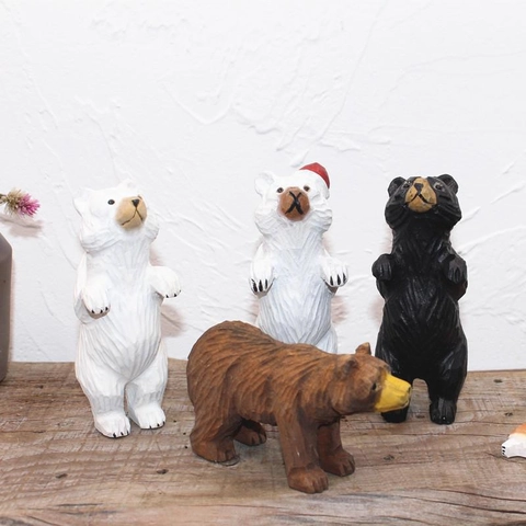 Hand Carved Bear Figurine Wooden Animal Statue Desktop Decorative Ornament Nordic Style Hand Painted Miniature