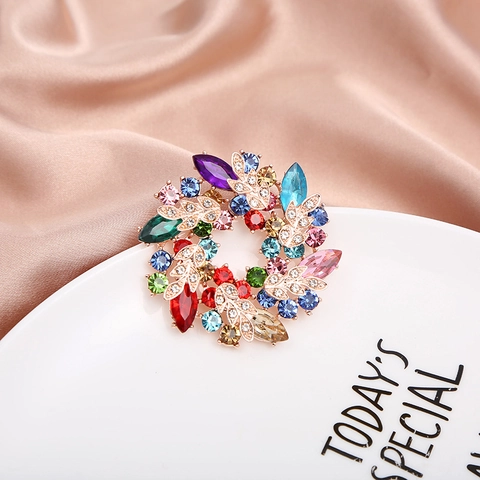 Spille Di Moda In Lega Strass Perla Artificial Fiore Farfalla Animale Lettera V Motivo Accessori Gioielli Per Donne
