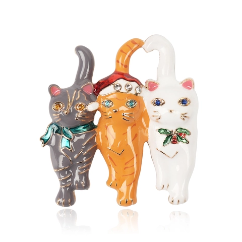 Cartoon Tricolor Cat Brooch Alloy Enamel Rhinestone Pin With Christmas Santa Hat Decoration For Women Men Clothing Gift