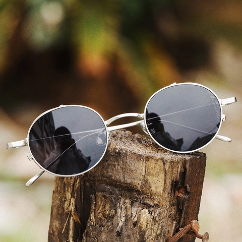 Lunettes De Soleil Steampunk Rétro Industrielle Monture Métal Coques Latérales Protection UV400 Oval Hommes Femmes