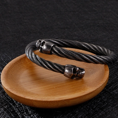 Mannen Roestvrij Staal Schedel Gedraaide Kabel Draad Armring Punk Gothic Open Bangle Retro Stijl Coole Accessoires