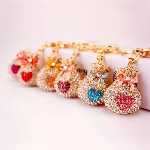 Strass Geldzak Sleutelhanger Met Hart Patroon Strik Decoratie Legering Kristal Gelukszak Hanger Voor Vrouwen Tas Auto Cadeau