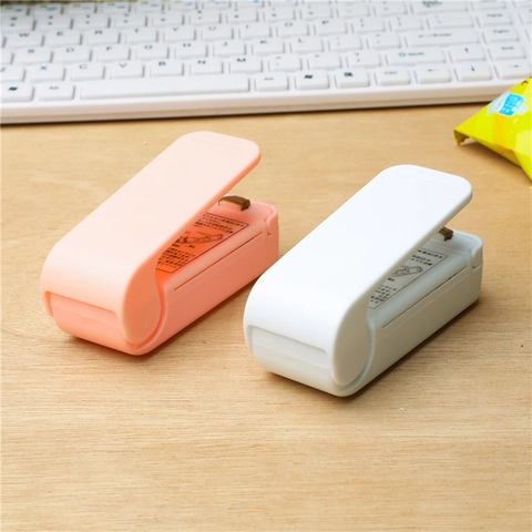 Portable Mini Handheld Bag Sealer Plastic Food Snack Bag Heat Sealer Machine With Magnetic Base And Ceramic Heating Head