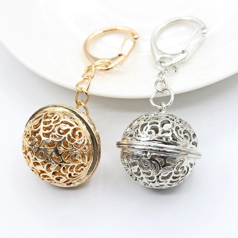 Hollow Out Flower Ball Keychain Alloy Metal Mesh Sphere Pendant For Bags And Keys Vintage Style Accessory