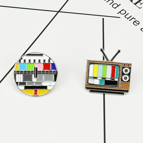 Retro TV Emaille Speld Broche Zinklegering Druppelolie Cartoon Testsignaal Patroon Sieraden Accessoires Unisex
