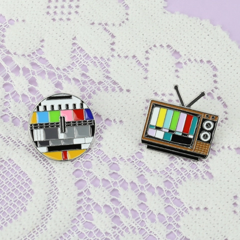 Retro TV Emaille Speld Broche Zinklegering Druppelolie Cartoon Testsignaal Patroon Sieraden Accessoires Unisex