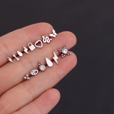Roestvrijstalen Kraakbeen Oorbellen Met Zirkonia Inlay Schroefsluiting Piercing Sieraden Mode Bliksem Hartvorm Uniseks