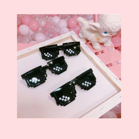 Pixel Glasses And Fake Gold Chain With Toy Cigar Party Costume Props Plastic Material Hip Hop Accessories