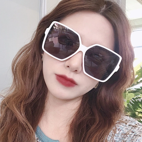 Square Oversized Sunglasses Retro Vintage UV400 Protection PC Frame Fashion Eyewear For Women Men Unisex Outdoor