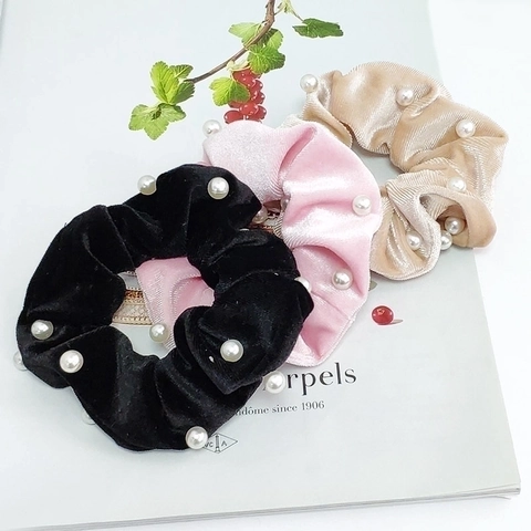 Women Elegant Velvet Artificial Pearl Scrunchies Solid Color Elastic Hair Ties Handmade Hair Rope Accessories For Daily Use