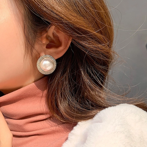 Round Imitation Artificial Pearl Stud Earrings With Zircon Alloy Halo And 925 Sterling Silver Earring Post Elegant Retro Jewelry For Women