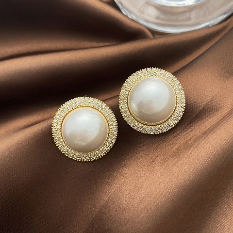 Round Imitation Artificial Pearl Stud Earrings With Zircon Alloy Halo And 925 Sterling Silver Earring Post Elegant Retro Jewelry For Women