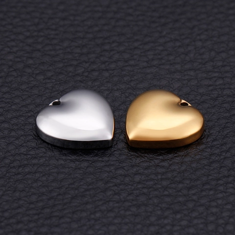 Dijes Colgantes De Corazón De Acero Inoxidable Chapado En Oro De 18K Superficie Lisa Pulida Para Joyería DIY