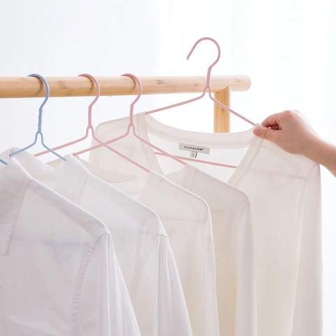 Clothes Hangers Non Slip Plastic Coated Metal Heavy Duty Wet Dry Use Closet Organizer For Adults Modern Minimalism