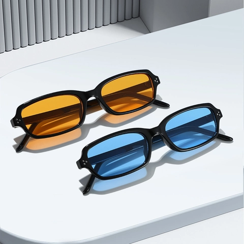 Gafas De Sol Rectangulares Retro Montura PC Protección UV400 Moda Vintage Decoración Remaches Unisex Streetwear Exterior