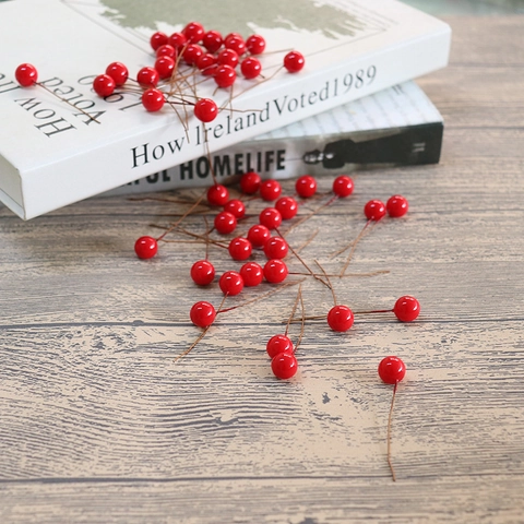 Artificial Red Berries Foam Simulation Holly Fruit With Flexible Iron Wire Stem For Christmas DIY Crafts Home Decor