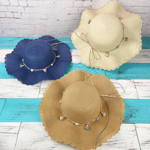 Women Woven Straw Sun Hat Wide Scalloped Brim Foldable Summer Beach Vacation Travel Accessories Bell Flower Decor Elegant