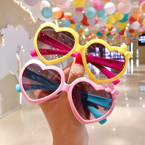 Occhiali Da Sole Per Bambini Forma Animale Cuore Fiore Cartone Animato Protezione UV Occhiali In Plastica Per Bambine Ragazzi