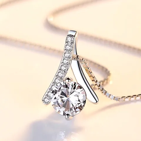 Ciondolo Per Collana In Argento Sterling 925 Zirconia Cubica Taglio Rotondo Design A Nastro Gioielli Eleganti Per Donne
