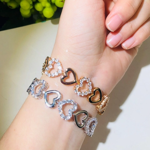 Elegante Bracciale A Cuore Ottone AAA Zircone Cavo Stile Dolce Gioielli Regalo Per Donne Placcato Oro