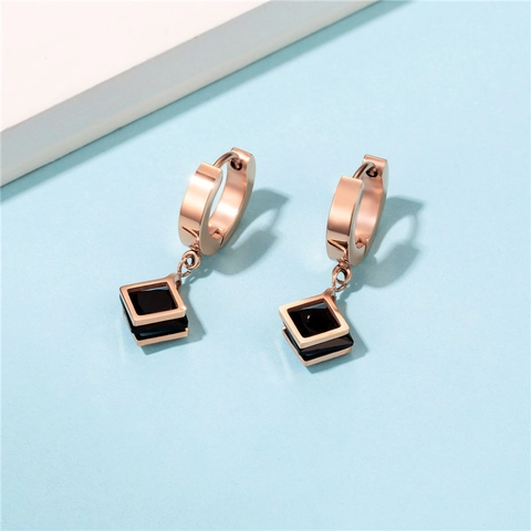 Orecchini a Cerchio Moderni in Acciaio Inossidabile Oro Rosa Con Pendente Geometrico Quadrato Nero per Gioielli da Donna