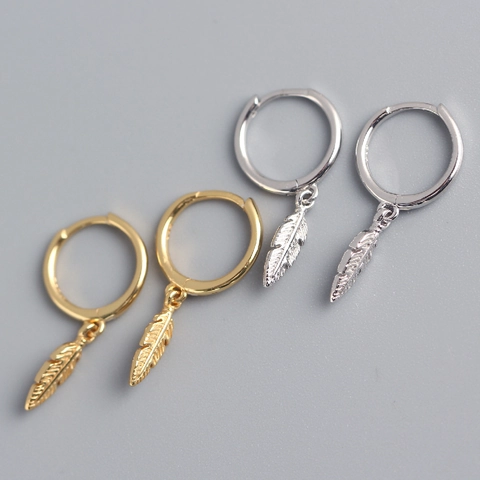 Orecchini A Cerchio Con Pendente Piuma Argento Sterling 925 Minimalista Stile Di Lusso Gioielli Eleganti Per Donne
