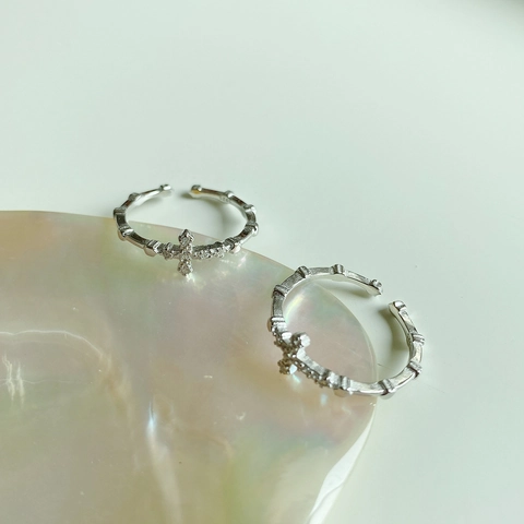 925 Sterling Silber Kreuz Ring Zirkon Knochentextur Verstellbar Minimalistischer Schmuck Für Damen