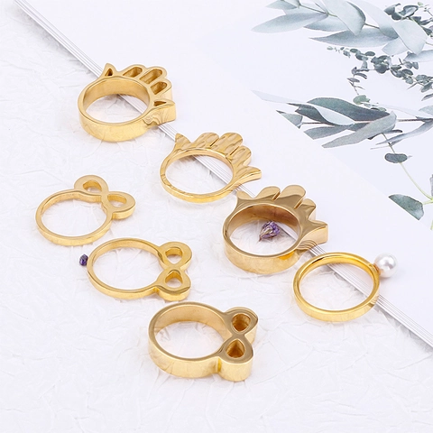 Stainless Steel Ring For Women Creative Hamsa Hand Infinity Crown Shape Hammered Texture Artificial Pearl Inlay Minimalist Fashion
